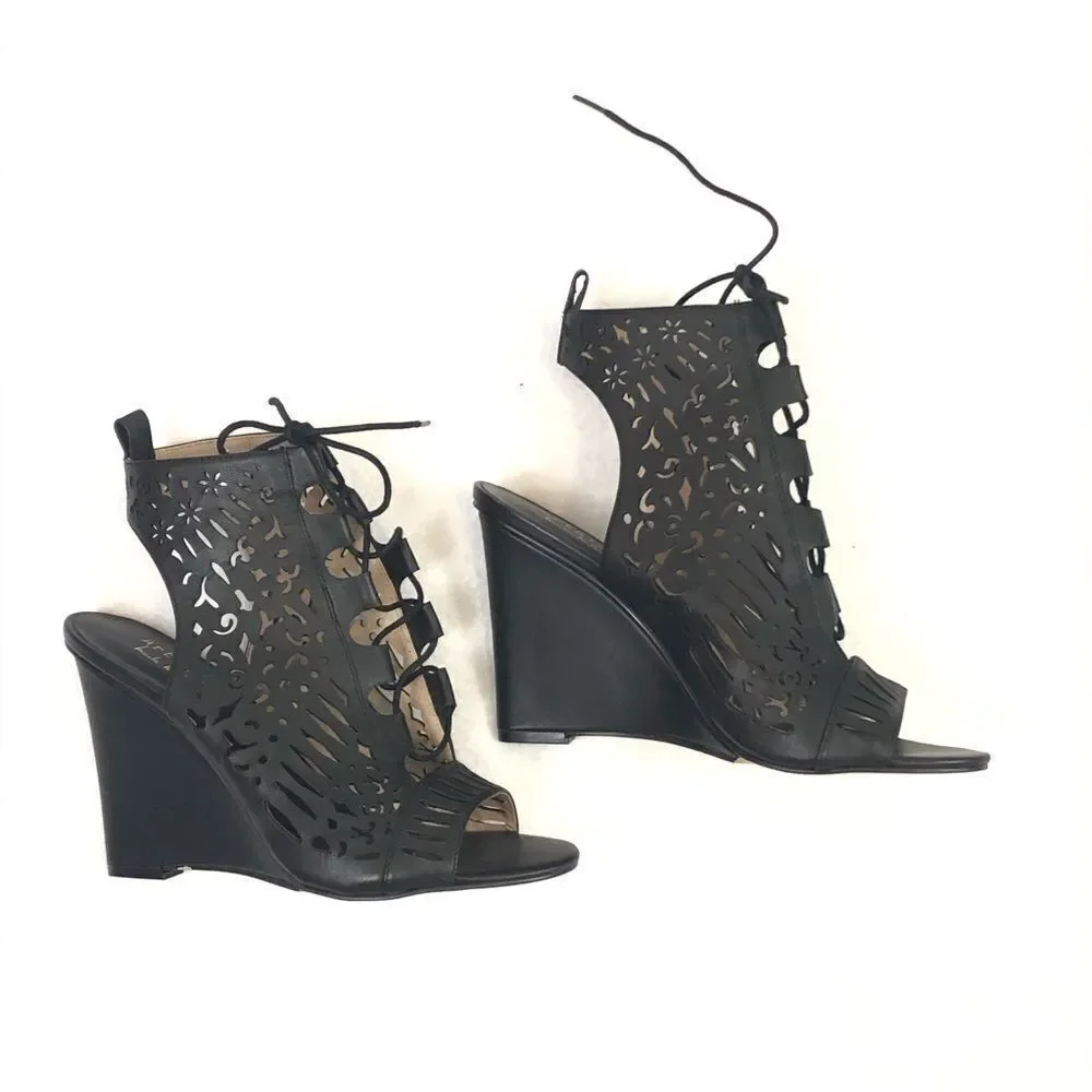 Artelier Nicole Miller Bradley Wedge Black…